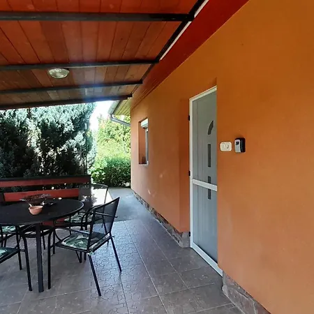 Ferienhaus Mia Ordacsehi